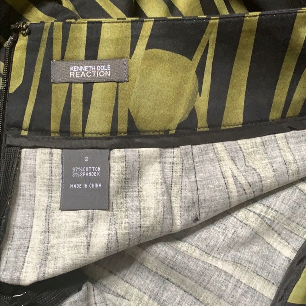 Kenneth Cole - Pocketed Skirt - Size 2 - Picture 4 of 8